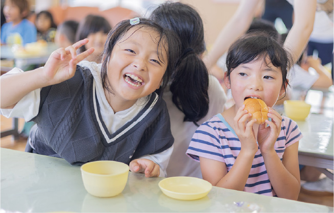 小・中学校へ通うお子さんにも手厚い多くの独自施策